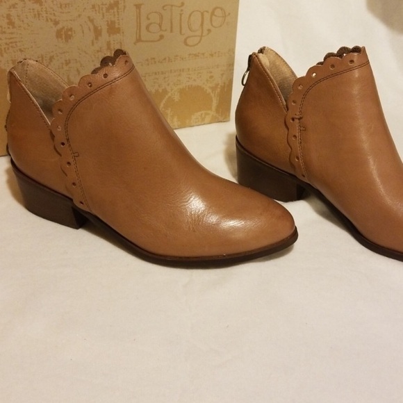 Anthropologie Shoes - Latigo Scout Ankle Bootie